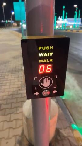 Smart Signals to cross the Street