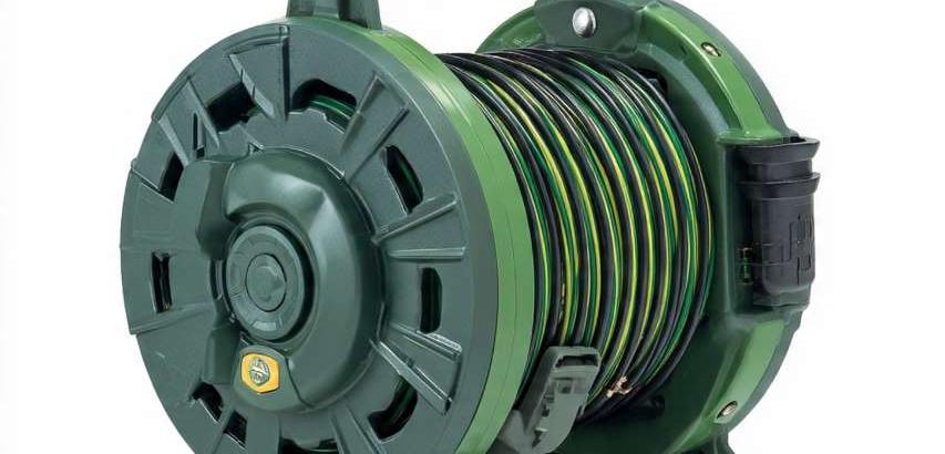 Retractable Garden Hose Reel